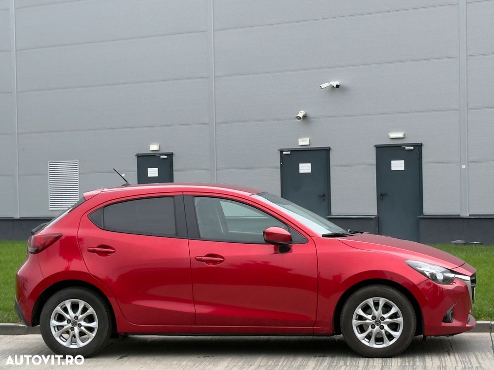 Mazda 2 - 15