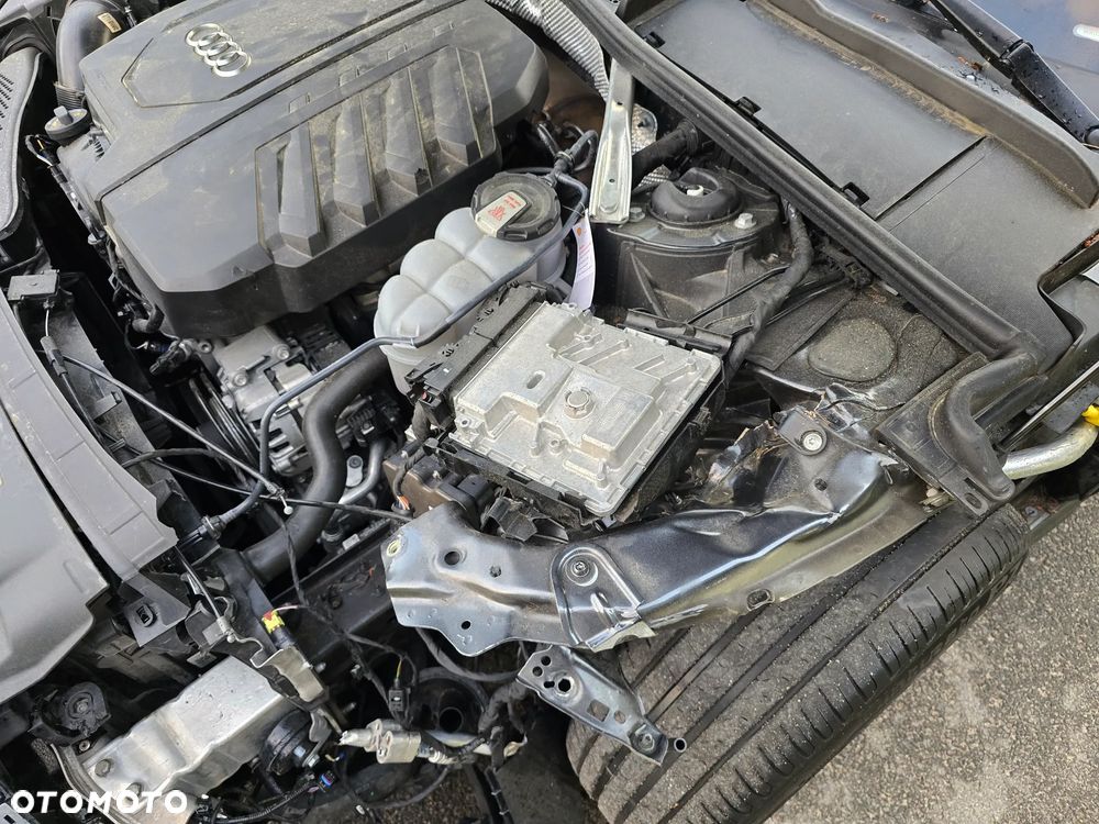 Audi A4 Avant 45 TFSI quattro S tronic S line - 29