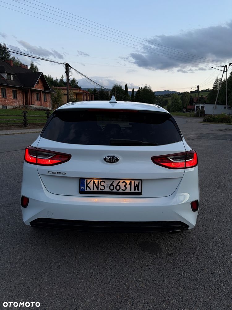 Kia Ceed 1.4 L Business Line - 25
