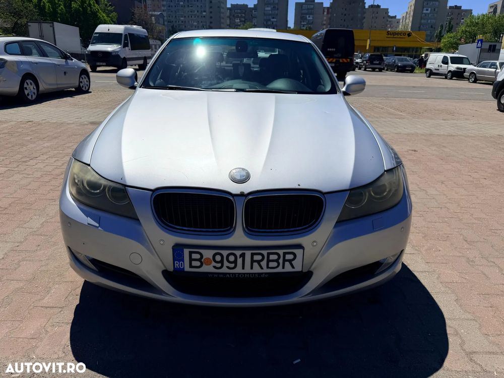 BMW Seria 3 320d - 4