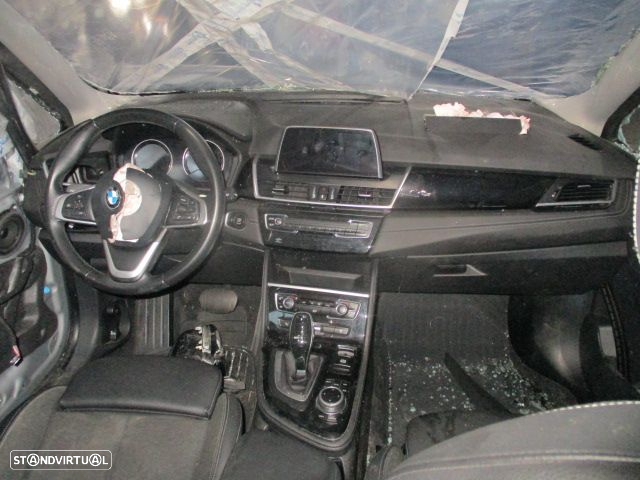 Carro MOT: B37C15A  CXVEL: GD7F32AG BMW F46 SERIE 2 2019 216D 115CV 5P CINZA DIESEL - 7