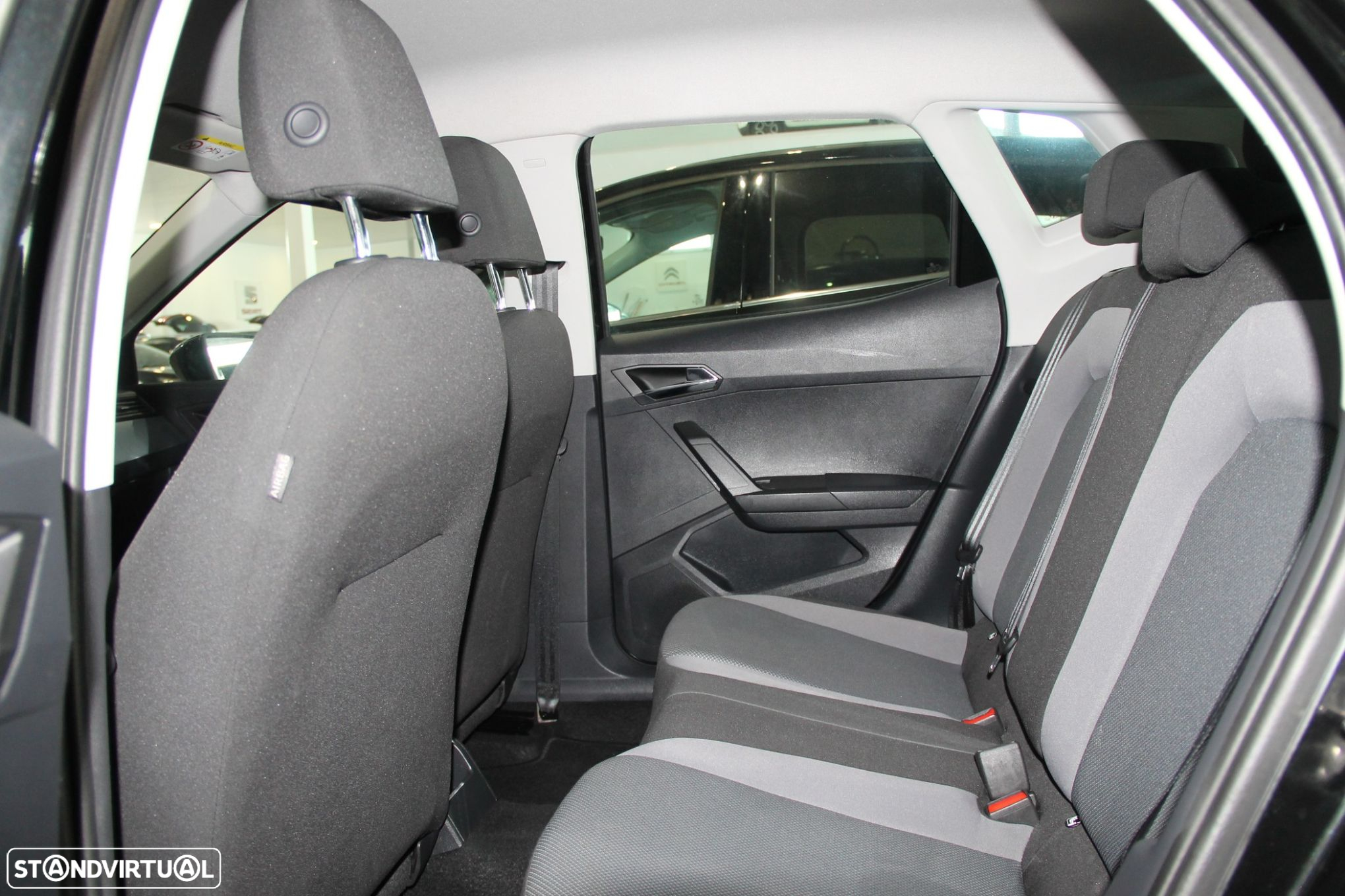 SEAT Arona 1.6 TDI Reference - 6