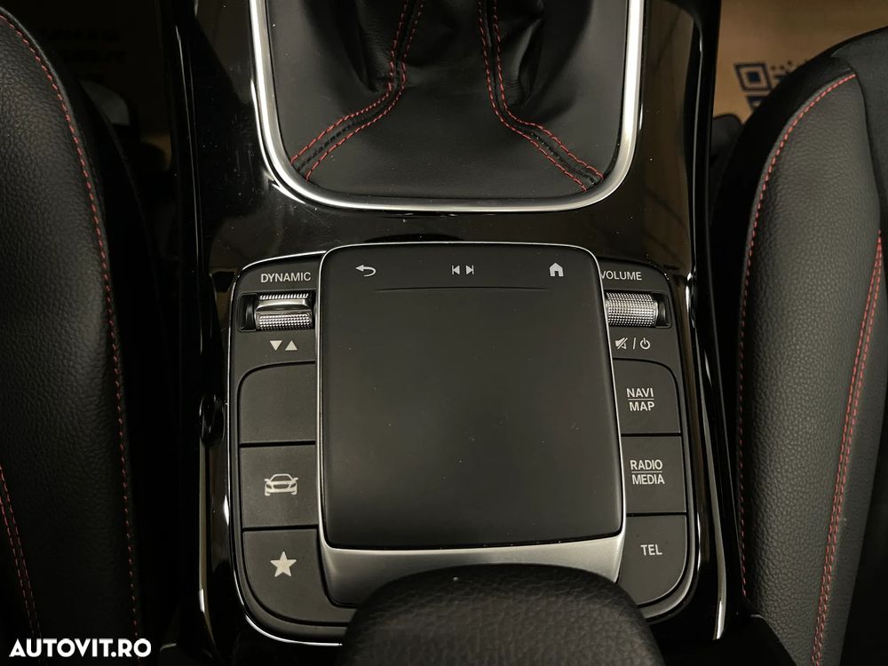 Mercedes-Benz A 200 d AMG Line - 25