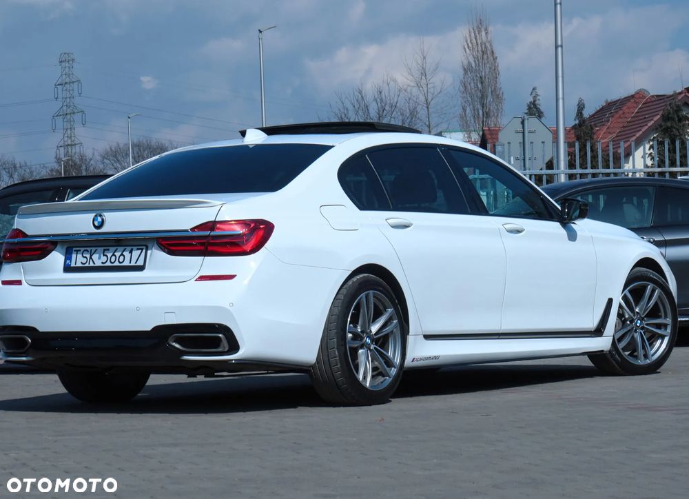 BMW Seria 7 750Li xDrive - 6