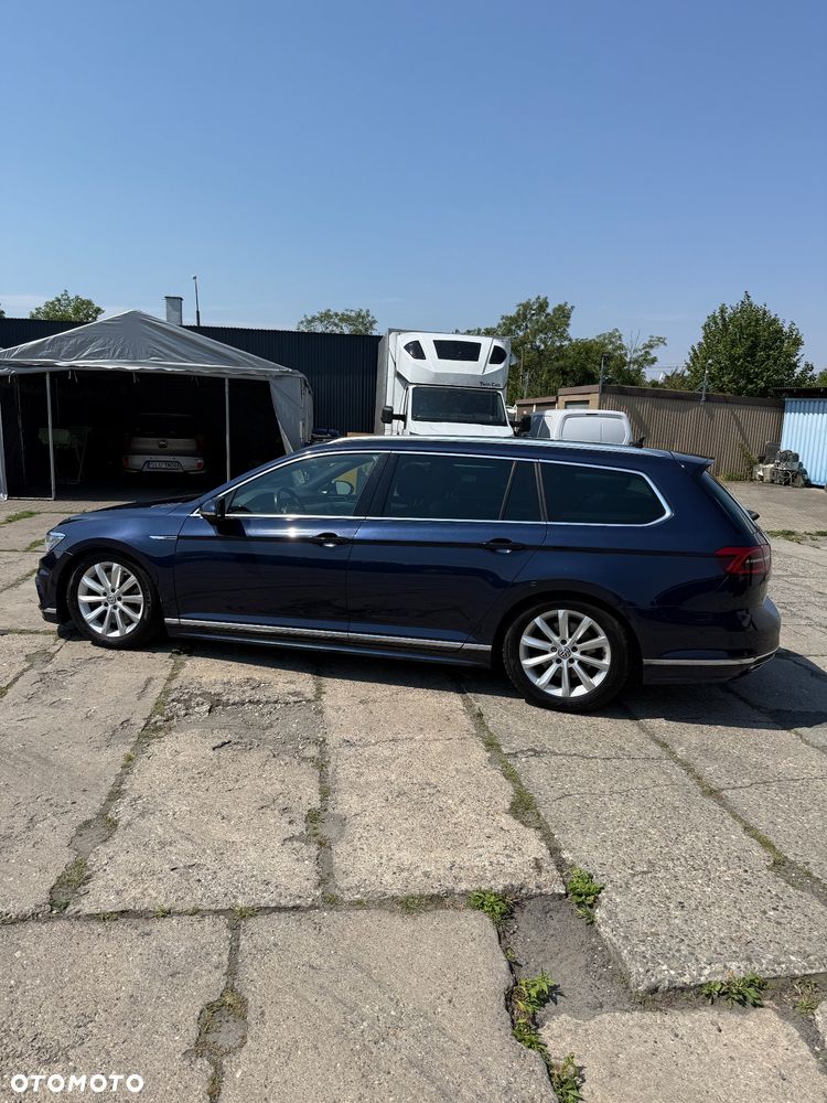 Volkswagen Passat 2.0 TDI Bi-Turbo BMT 4Mot Highline DSG - 3