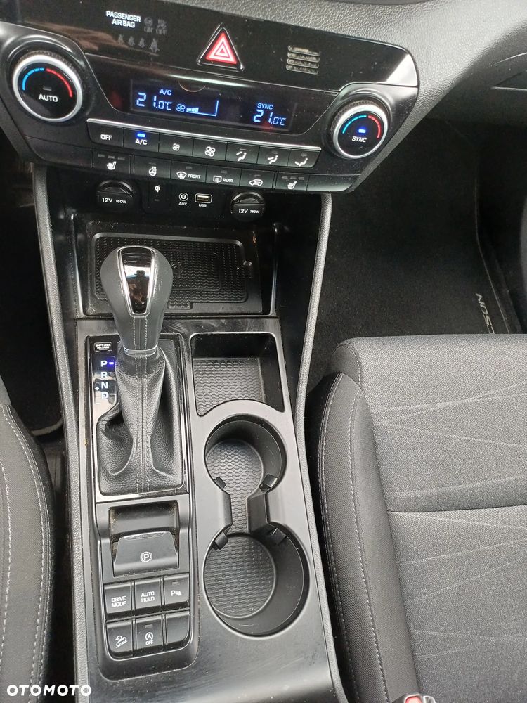 Hyundai Tucson 1.6 T-GDi Style 4WD DCT - 3