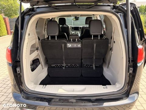 Chrysler Pacifica - 7