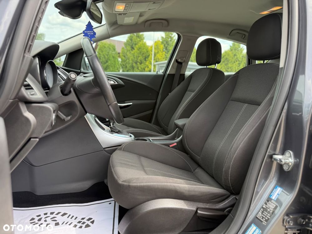 Opel Astra 2.0 CDTI DPF Automatik Cosmo - 13