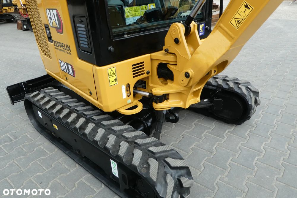 Caterpillar 301,8 PODWOZIE ROSUWANE - 11