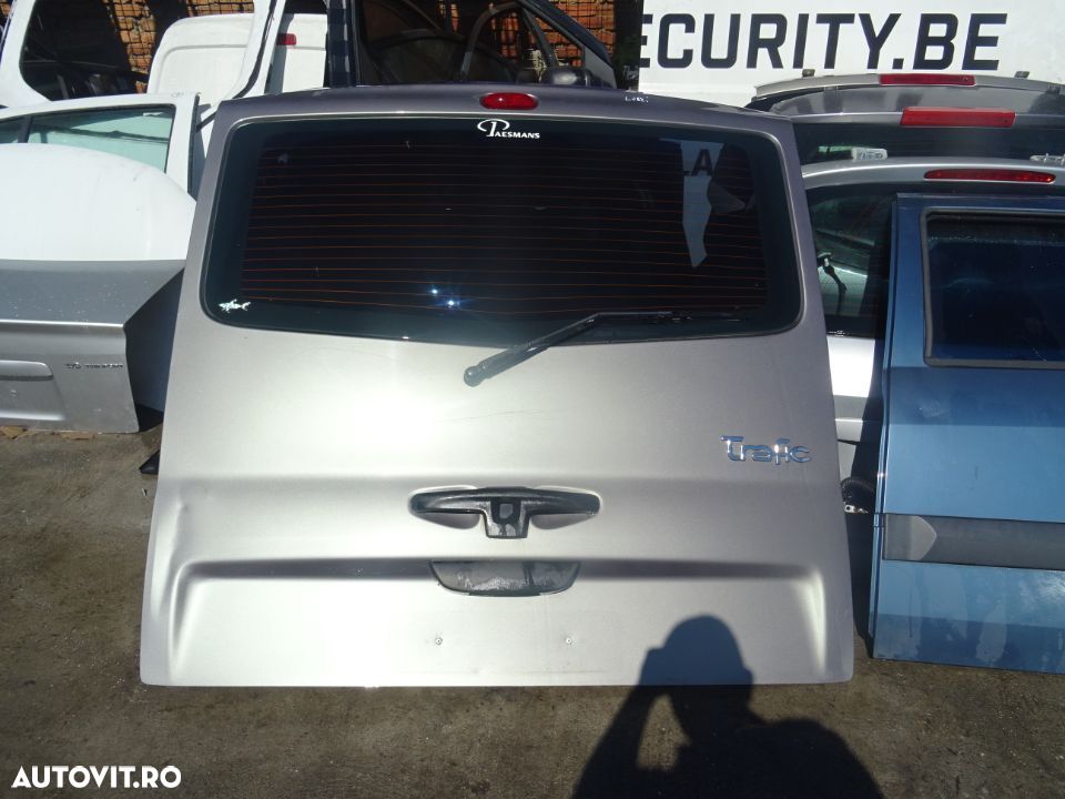 Vand Haion Complet Renault Trafic din 2010 volan pe stanga fara rugina fara lovituri - 1