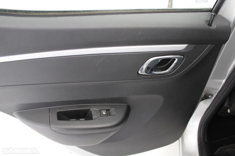 Dacia Spring Comfort Plus - 12