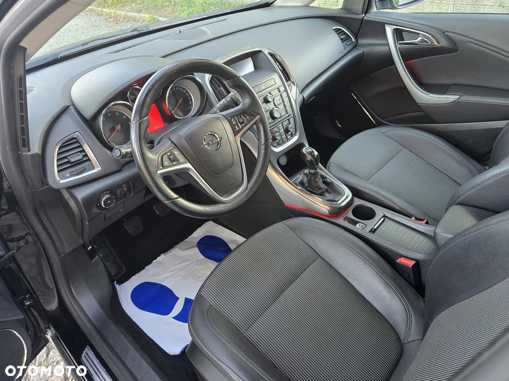 Opel Astra - 10