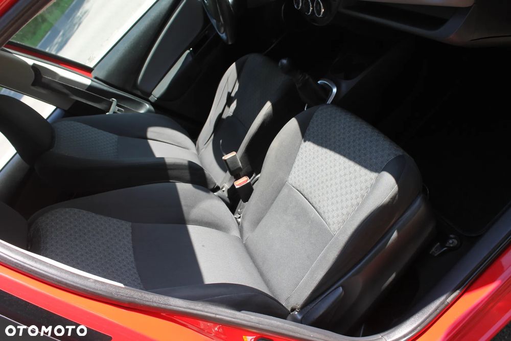 Toyota Yaris 1.0 Active - 11
