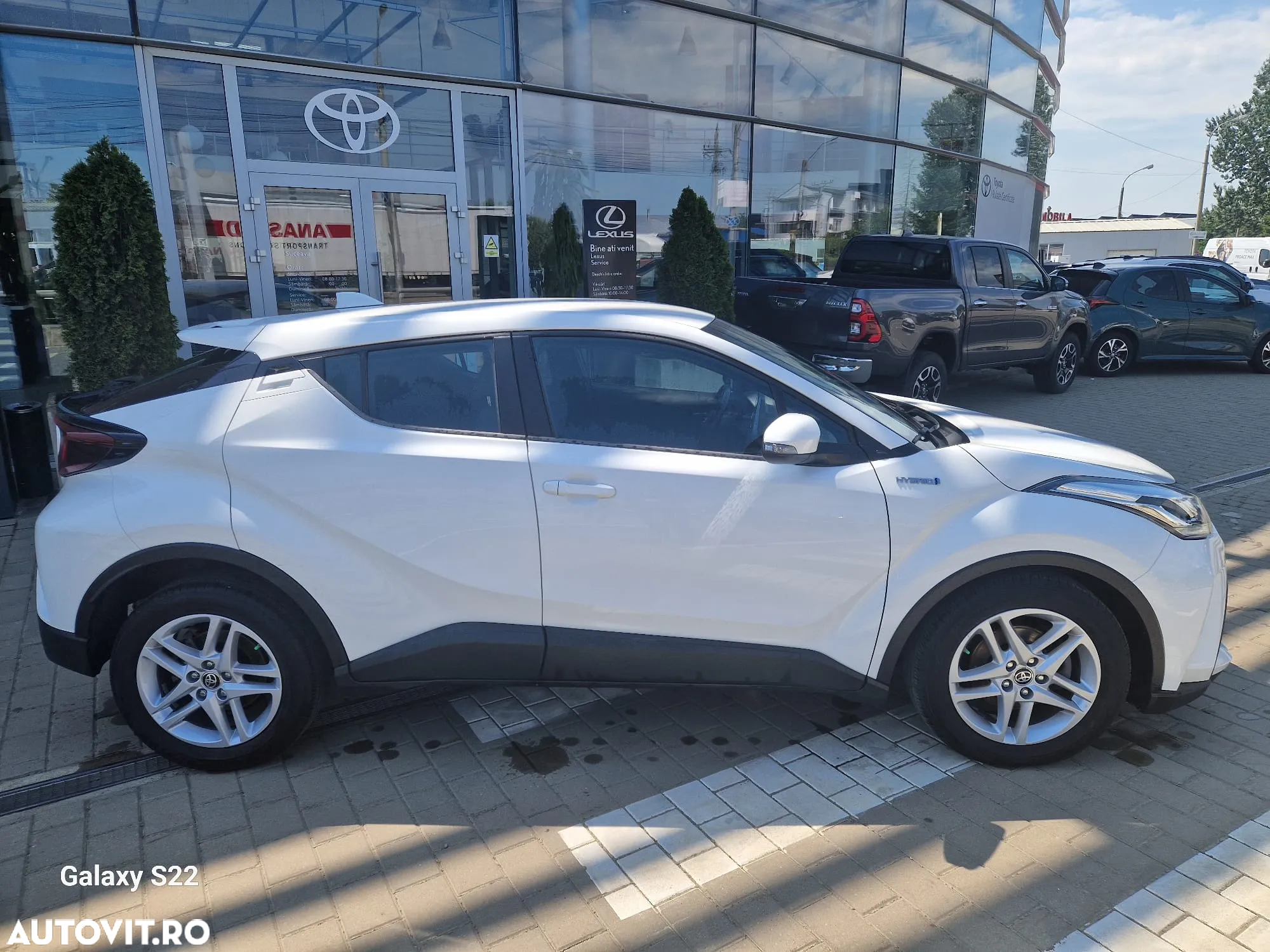Toyota C-HR 1.8 HSD 4x2 CVT C-enter - 4