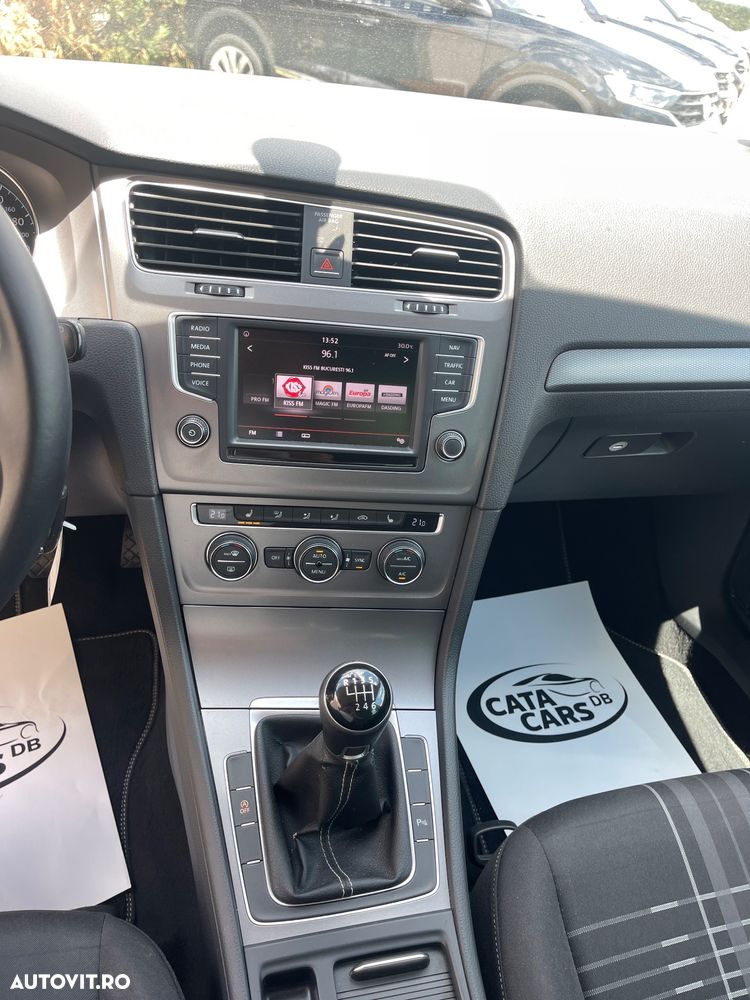 Volkswagen Golf 1.2 TSI BlueMotion Technology Lounge - 32