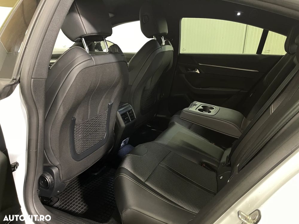 Peugeot 508 1.5 BlueHDI S&S EAT8 Allure Pack - 11