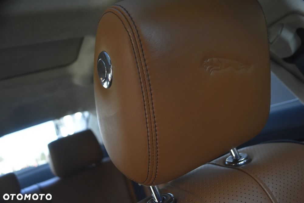 Jaguar XJ 3.0 V6 S Premium Luxury - 19