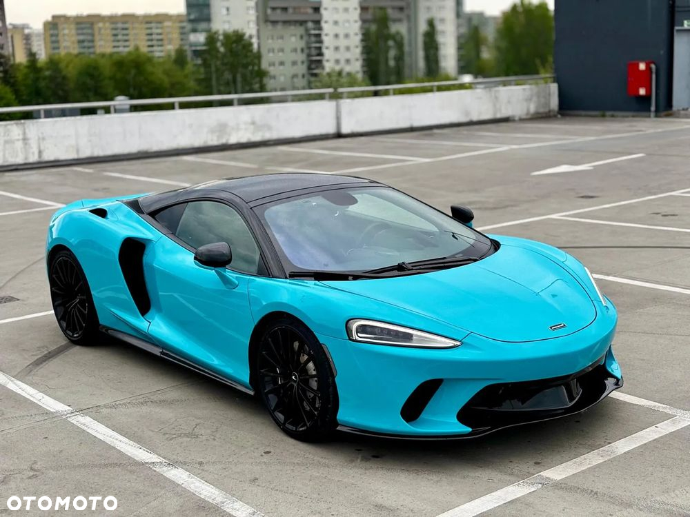 McLaren GT - 25