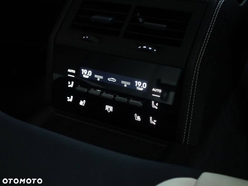 Porsche Panamera - 23