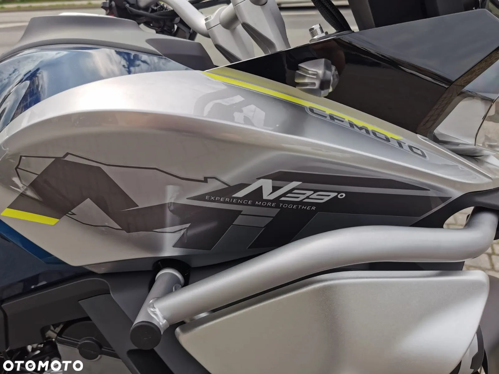 CFMoto MT - 9