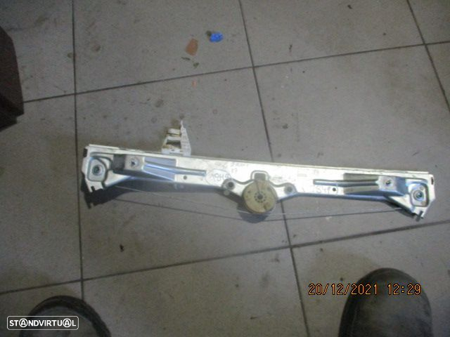 Elevador Sem Motor ELEVSM1849 FIAT BRAVO 2007 5P TE FIAT BRAVO 2 FASE 1 2009 1.6JTD 105CV 5P VERMELHO TE - 3