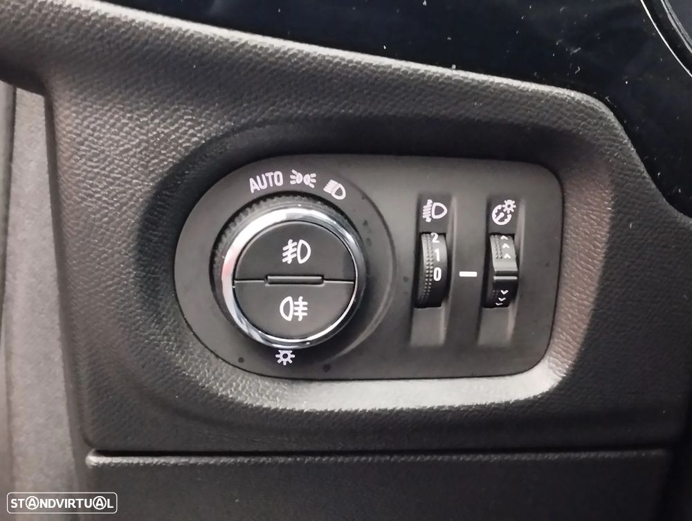 Opel Corsa 1.2 T - 16