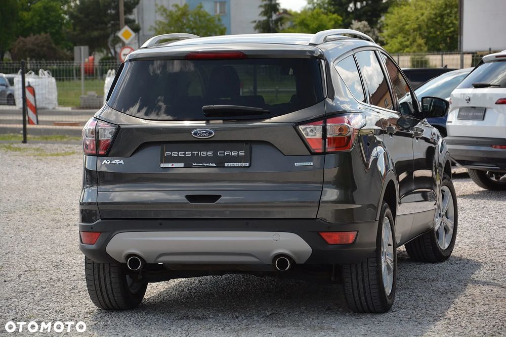 Ford Kuga - 4