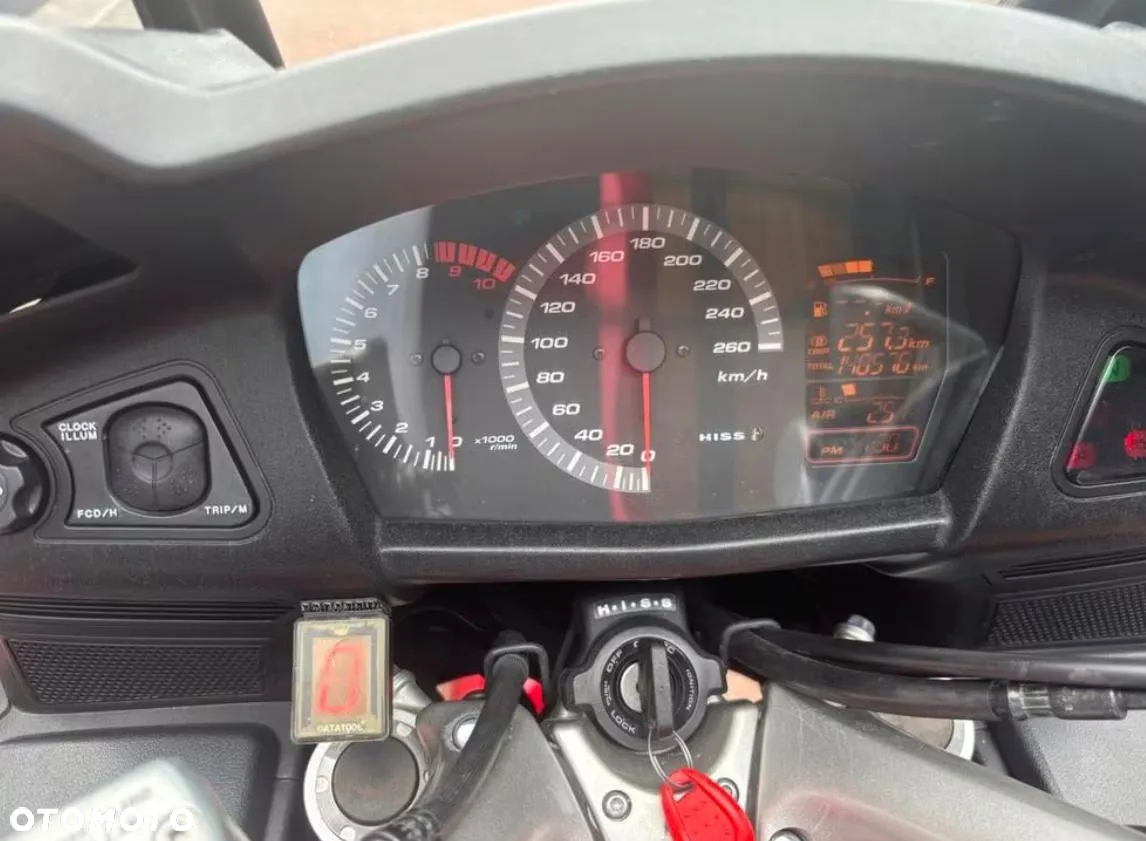 Honda ST - 5