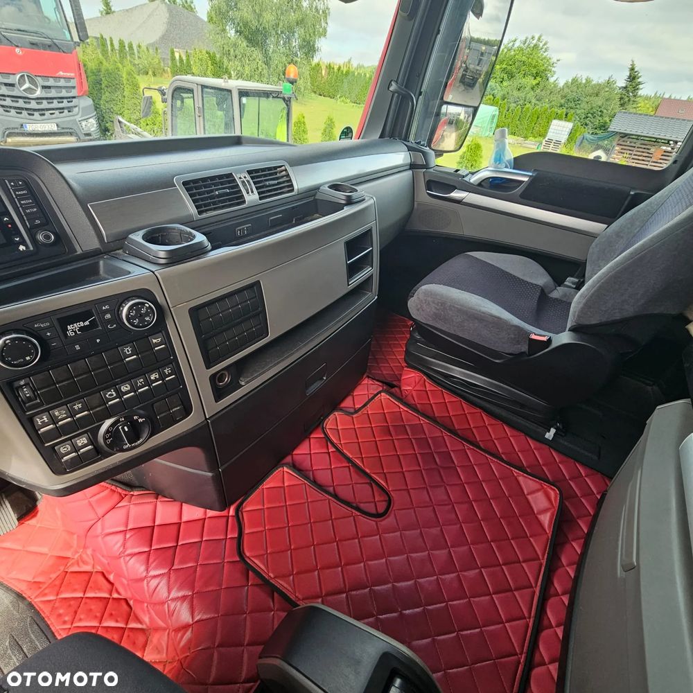 MAN TGX - 25