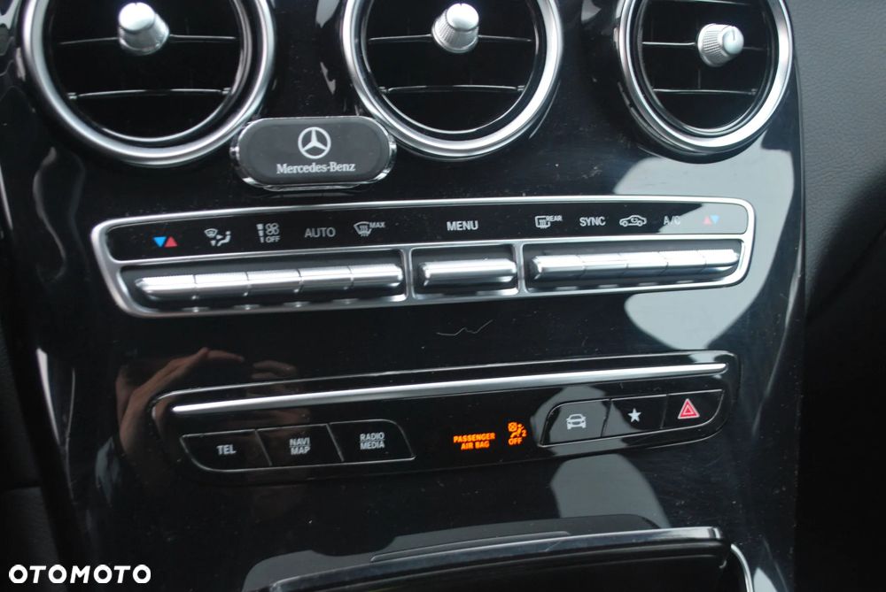 Mercedes-Benz GLC - 23