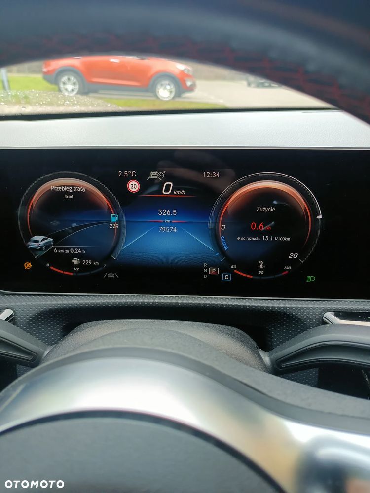 Mercedes-Benz CLA 200 7G-DCT AMG Line - 9