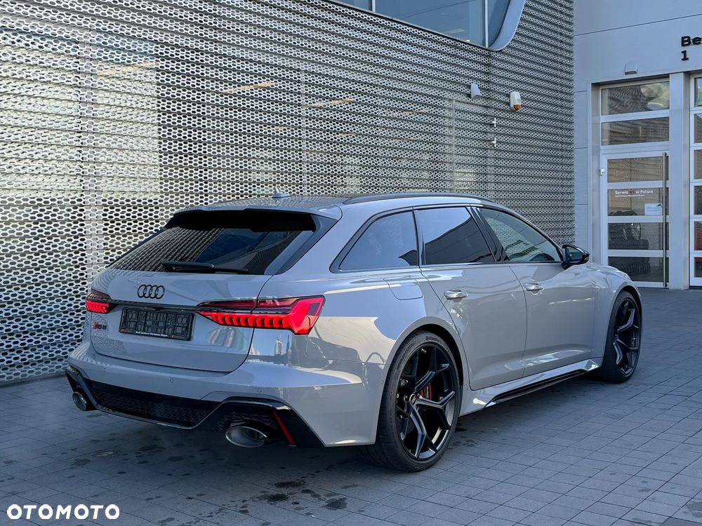 Audi RS6 Avant - 5