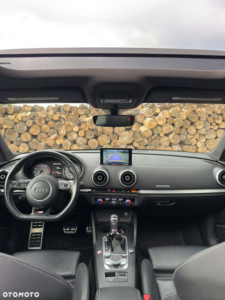 Audi S3 S tronic - 19