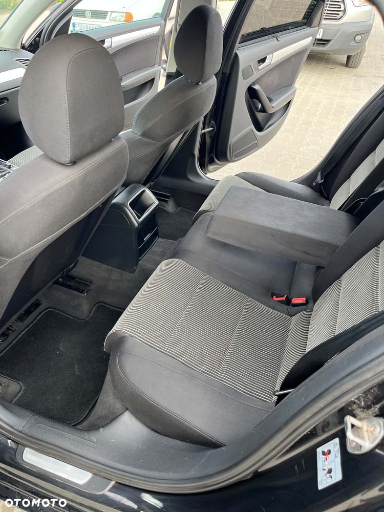 Audi A4 Avant 2.0 TDI DPF - 11