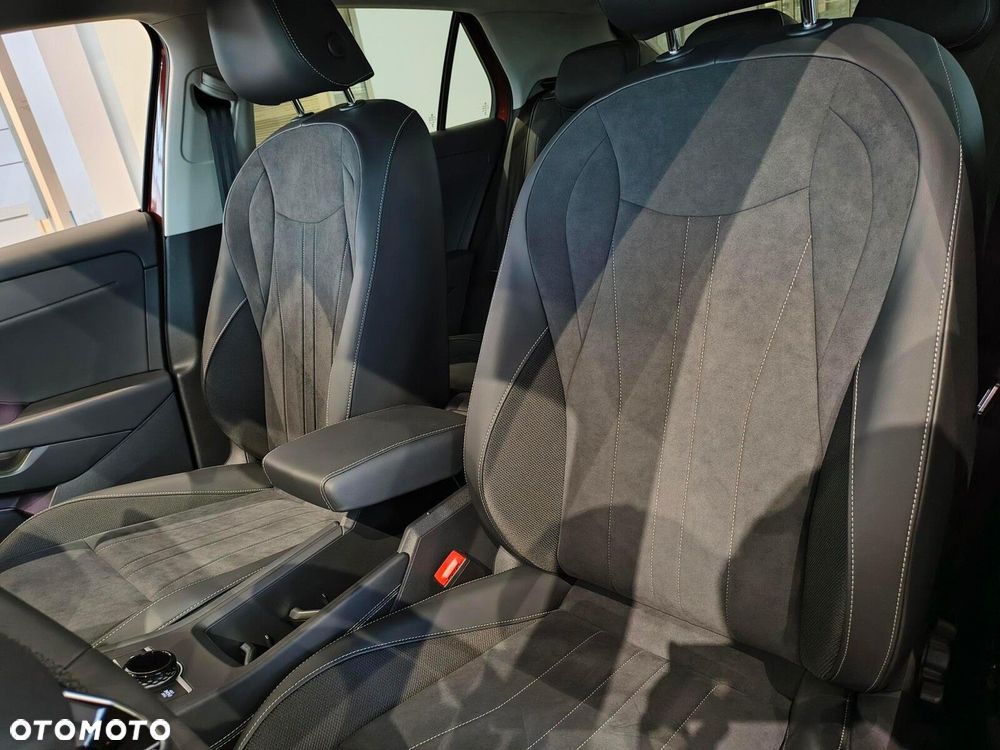 Volkswagen T-Roc 1.5 eTSI Style DSG - 10