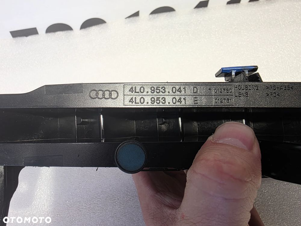 AUDI Q7 4L0 LIFT 09-14 LEWY / PRAWY LED DRL ŚWIATŁA DO JAZDY DZIENNIEJ NR 4L0953041D / 4L0953041E , 4L0953042D / 4L0953042E KB64 - 8