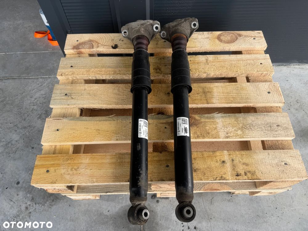 AMORTYZATORY ZAWIESZENIA TYLNE AUDI A4 B9 A5 8W 8W9513035F - 1