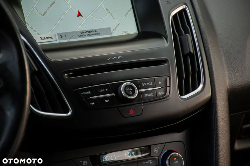 Ford Focus - 30