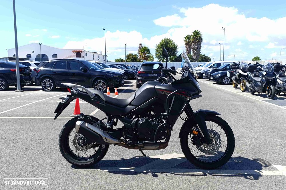 Honda Transalp 750 - 2