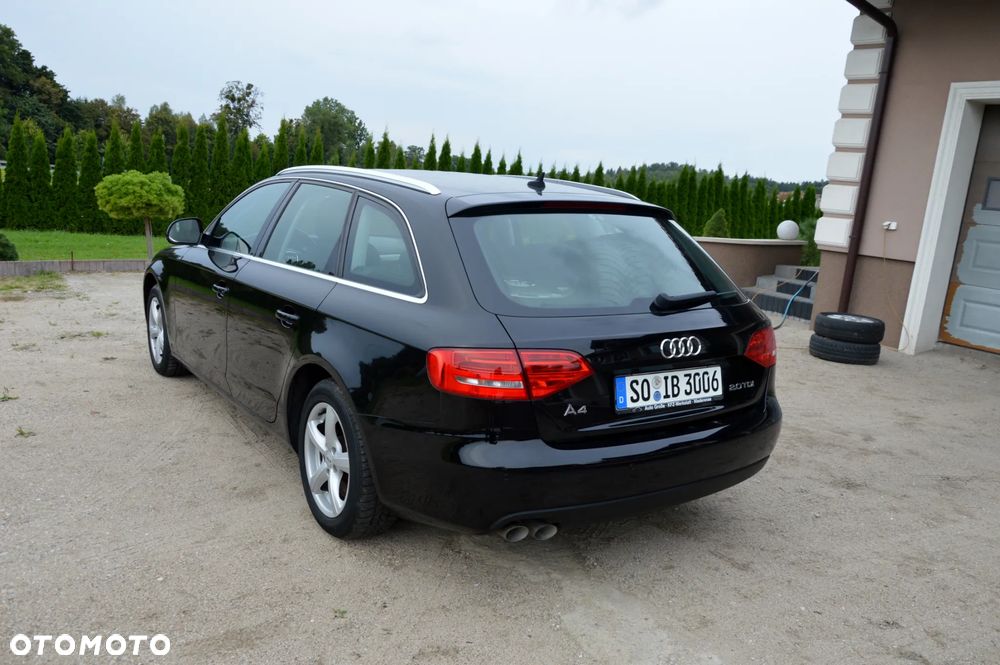 Audi A4 Avant 2.0 TDI Limited Edition - 8