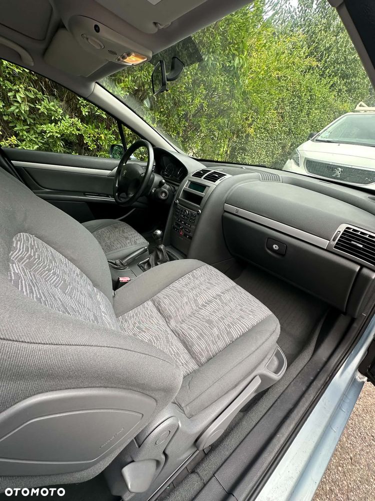 Peugeot 407 - 9