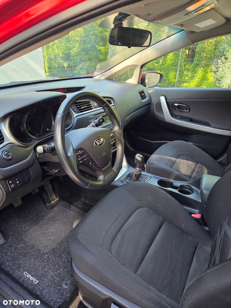 Kia Ceed 1.6 GDI L - 7