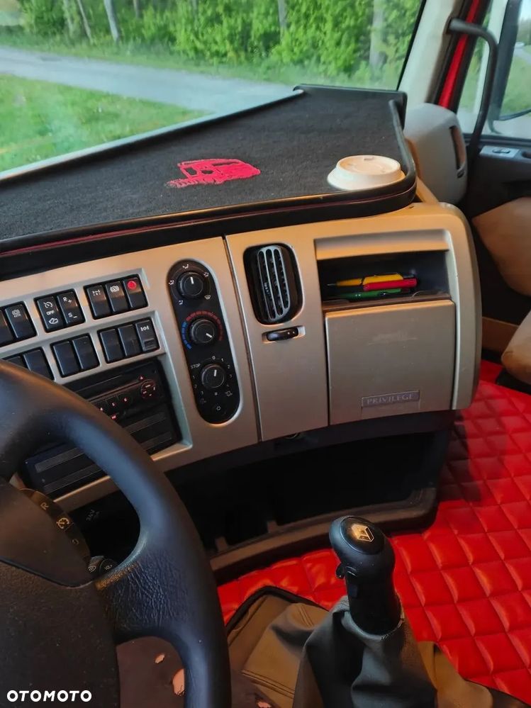 Renault Premium - 5