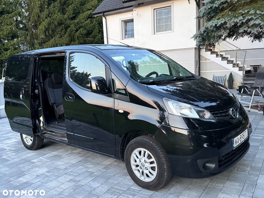 Nissan NV200 - 1