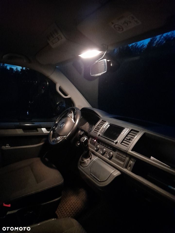 Volkswagen Multivan 2.0 TDI L1 Trendline DSG - 18