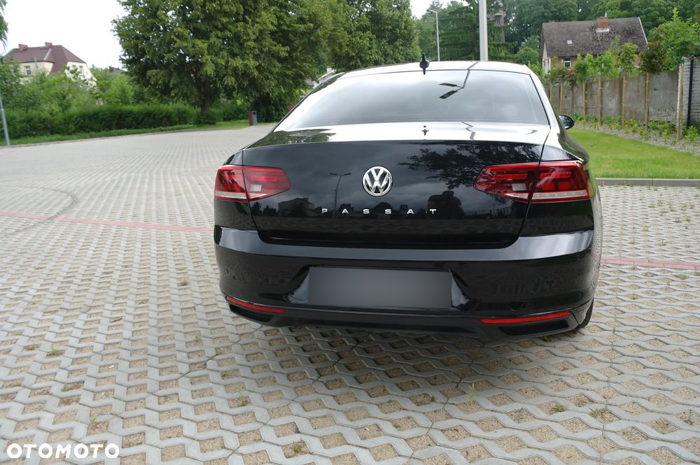 Volkswagen Passat 2.0 TDI EVO Business DSG - 11
