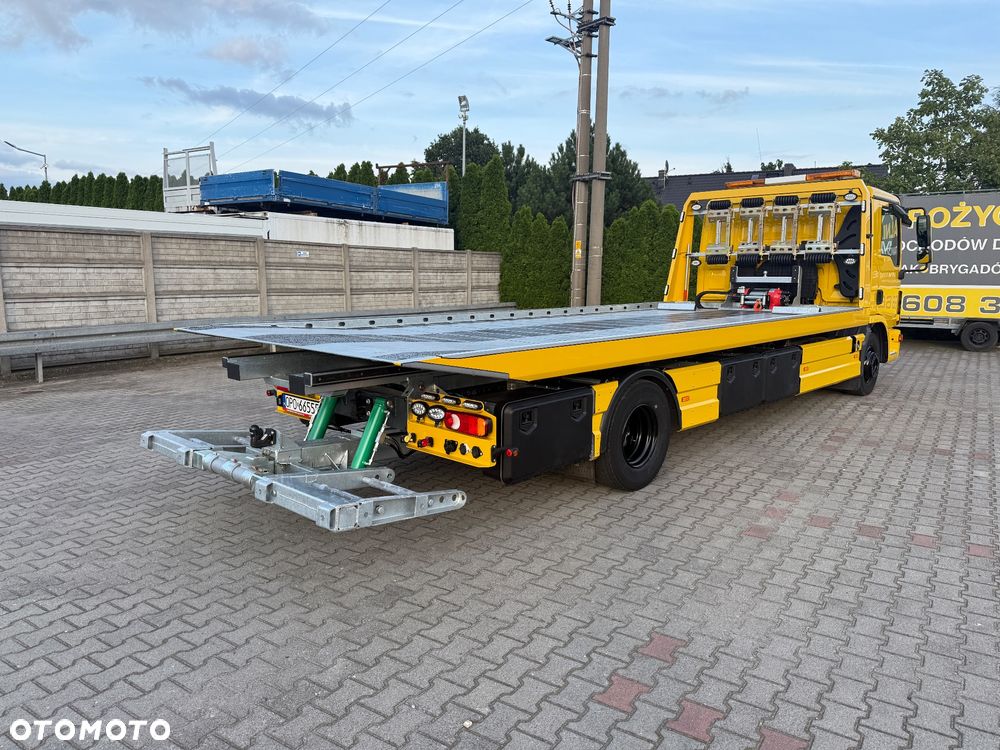 MAN TGL 12.220 - 3