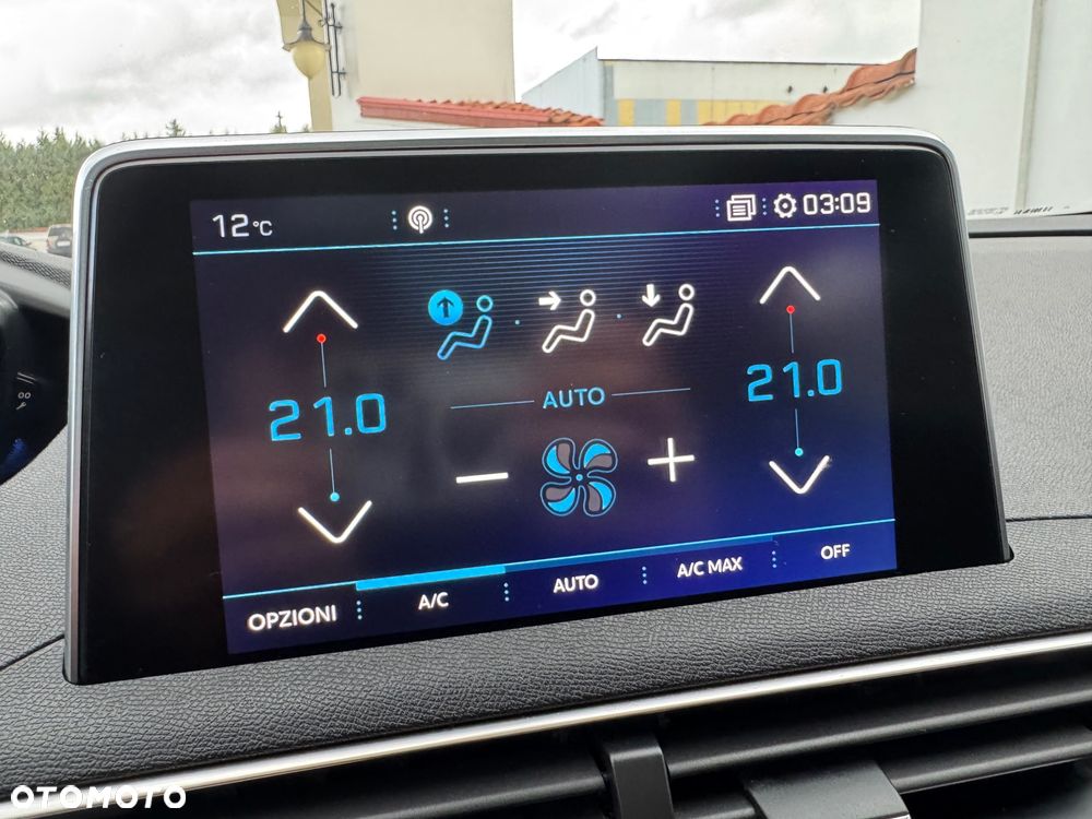 Peugeot 3008 - 12