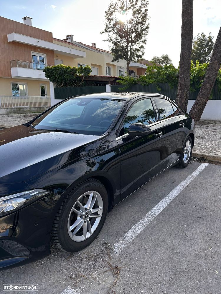 Mercedes-Benz A 180 Limousine - 2