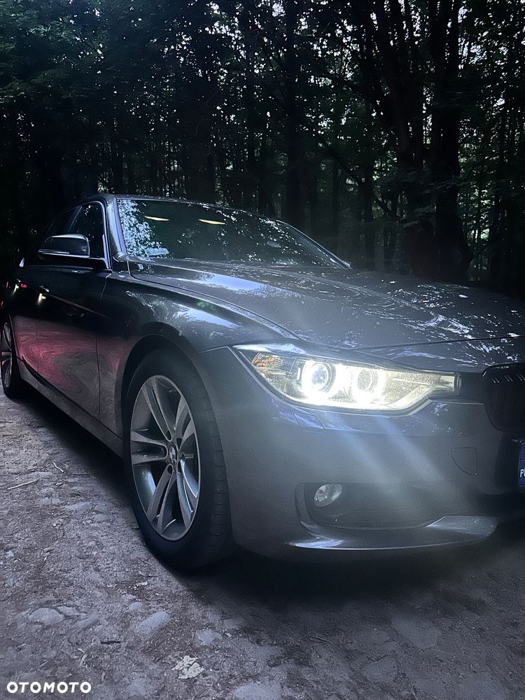 BMW Seria 3 320d - 14
